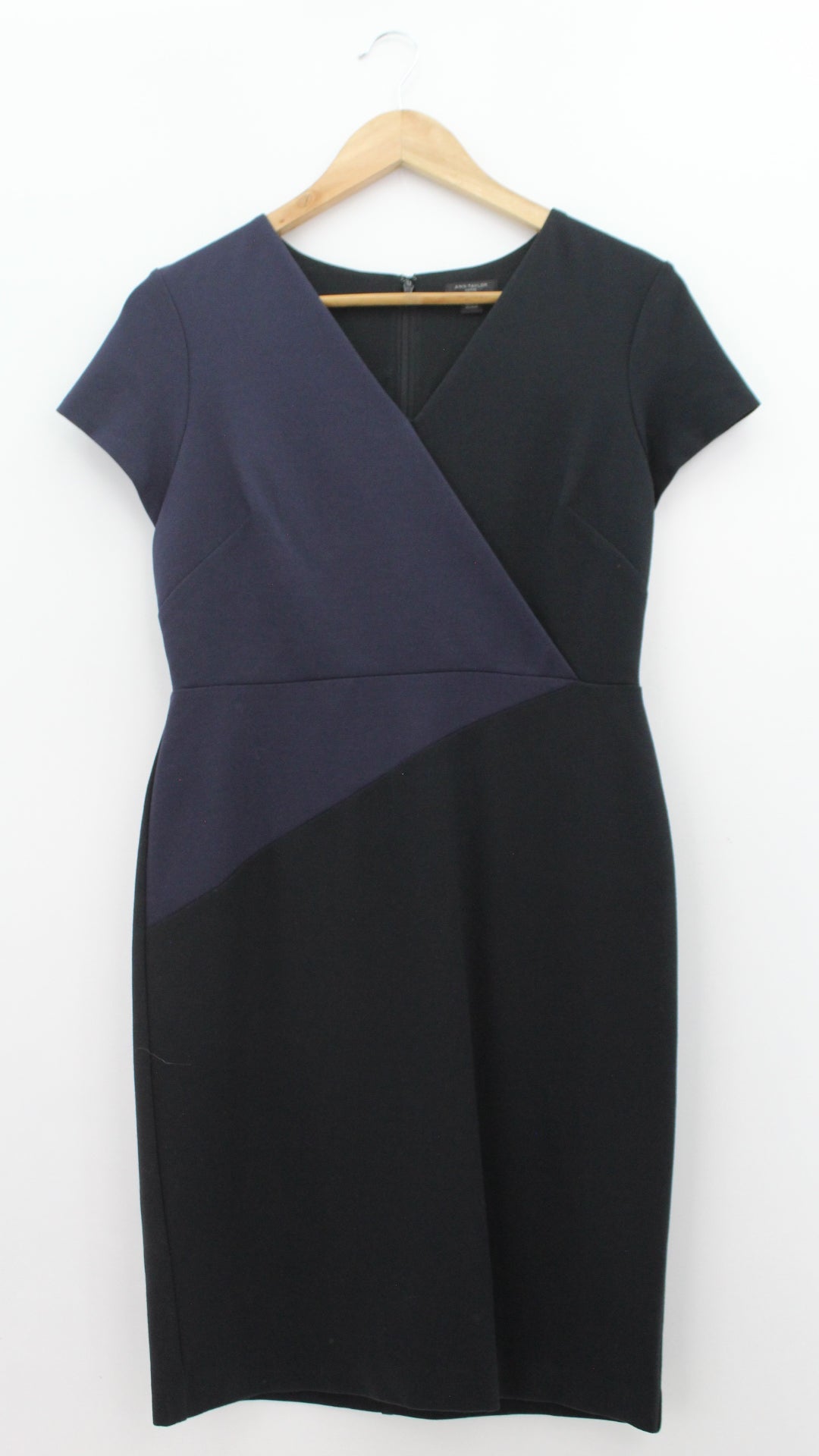 VESTIDO Femenino FORMAL/OFICINA Ann Taylor