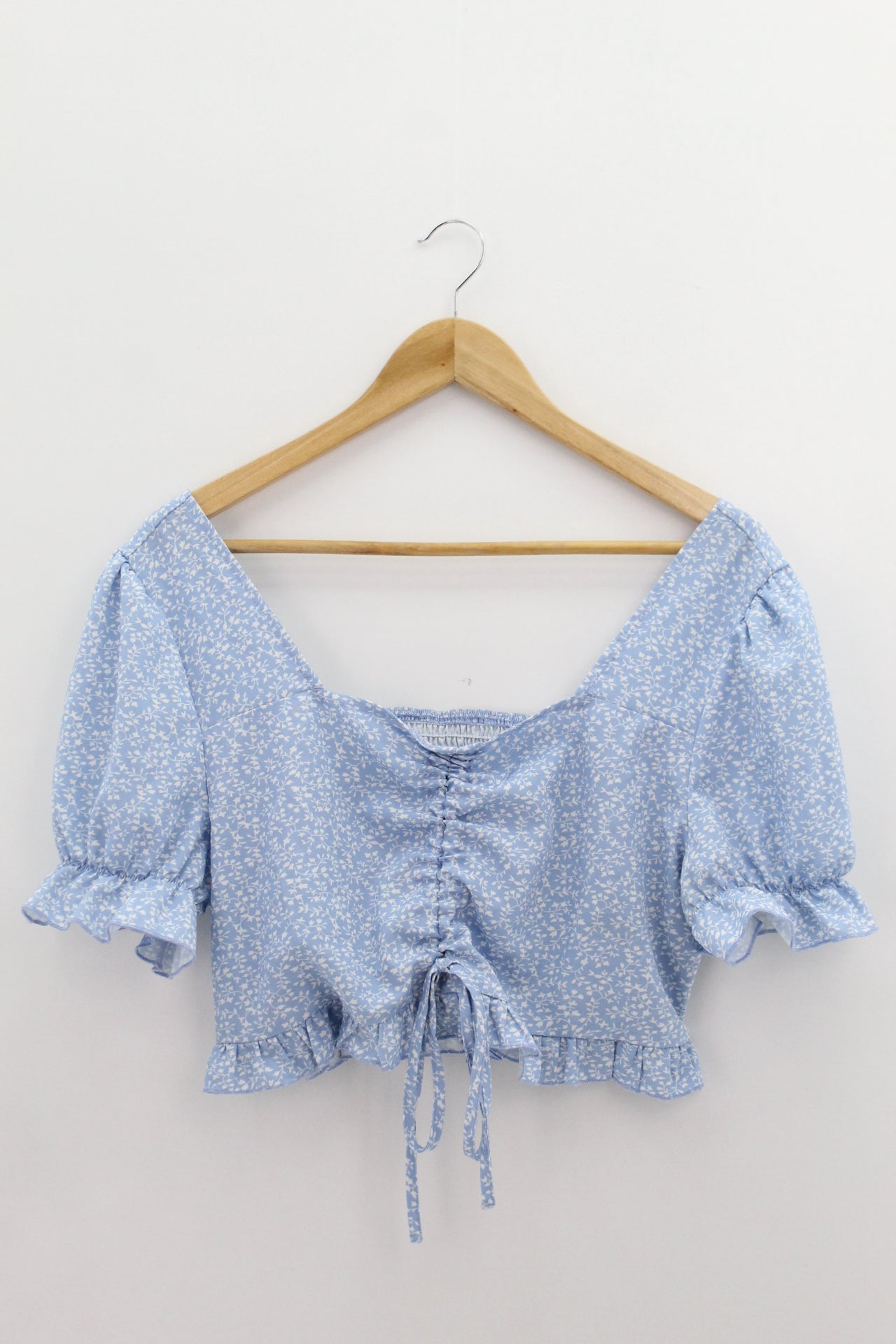 TOP Femenino BASICO SIN MANGA Shein