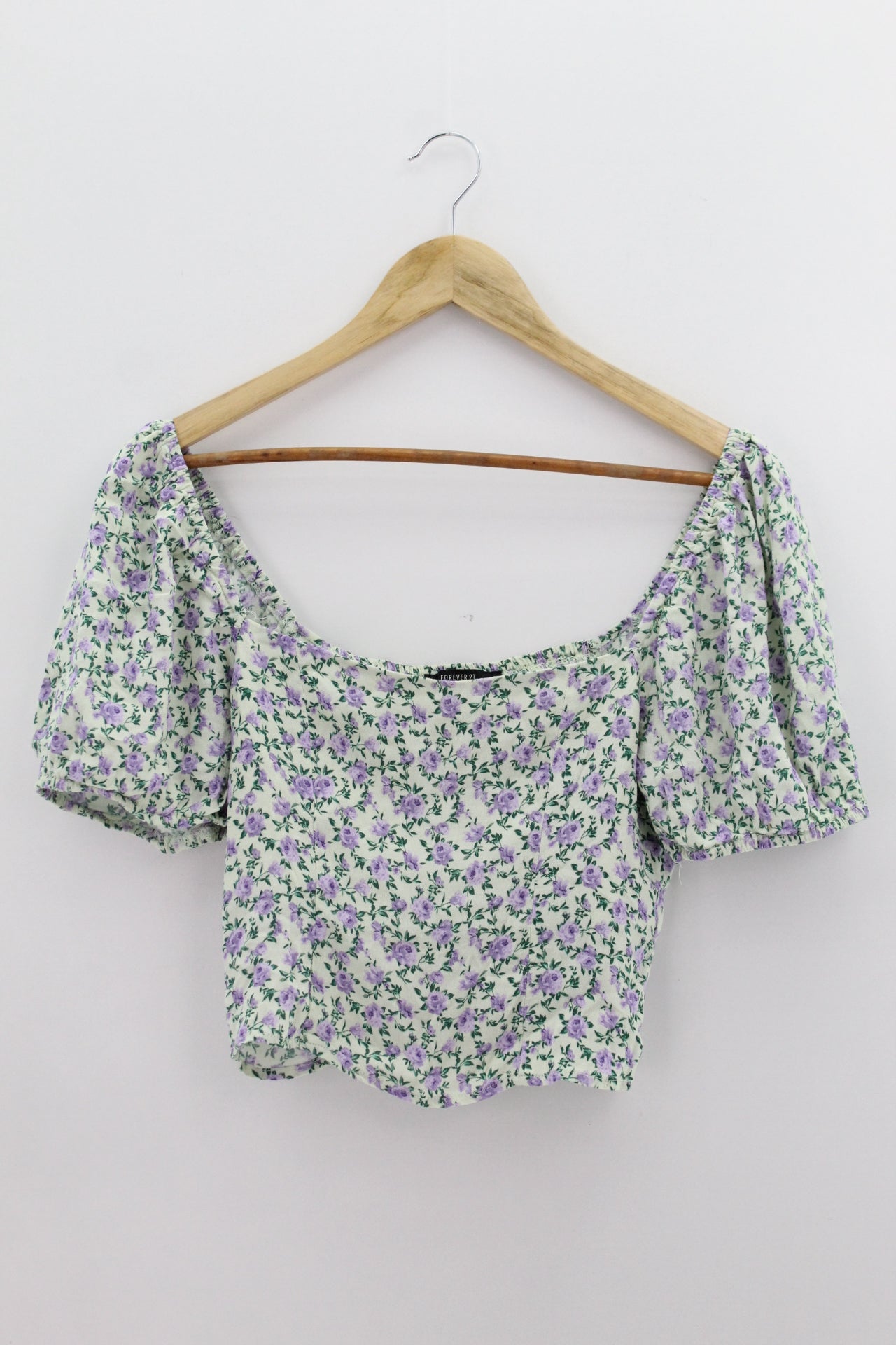 TOP Femenino BASICO SIN MANGA Forever 21