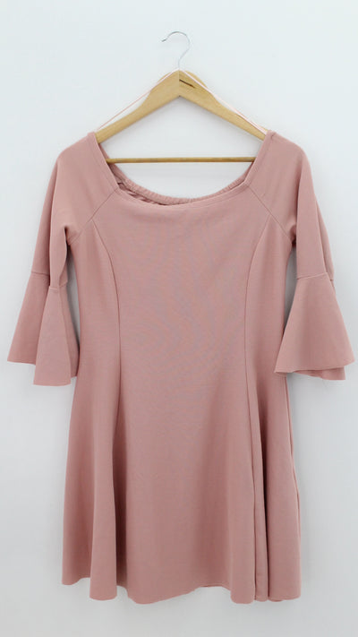 VESTIDO Femenino FORMAL/OFICINA Stradivarius