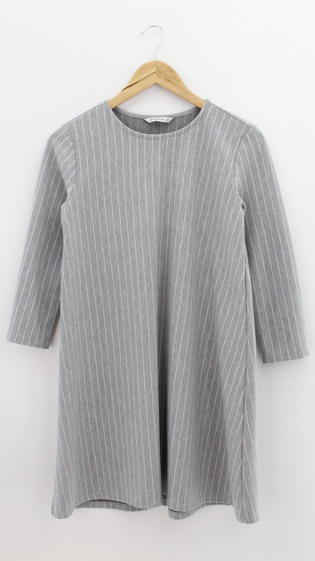 VESTIDO Femenino FORMAL/OFICINA Stradivarius