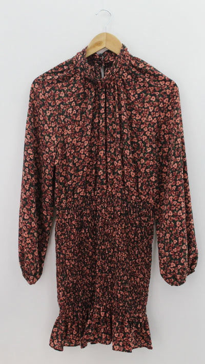 VESTIDO Femenino CASUAL/DEPORTIVO Zara