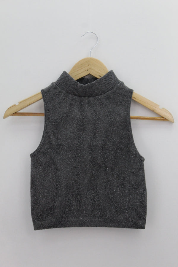 TOP Femenino BASICO SIN MANGA Pull & Bear