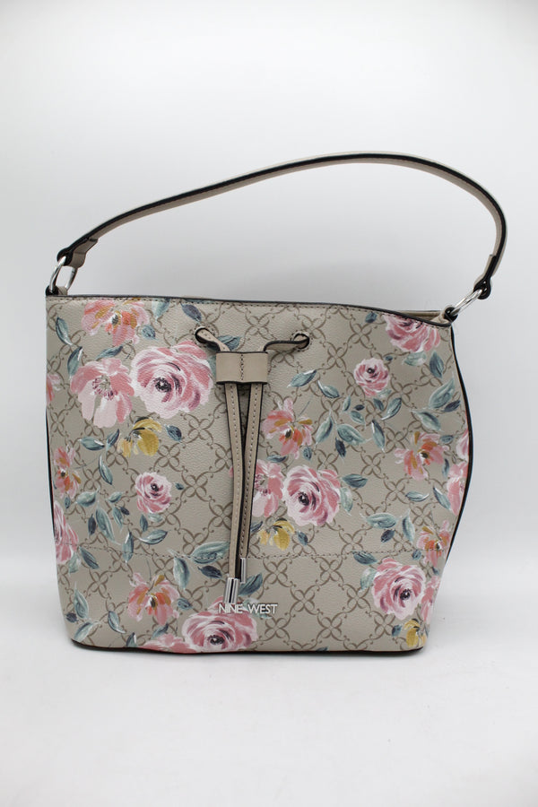 CARTERA Nine West