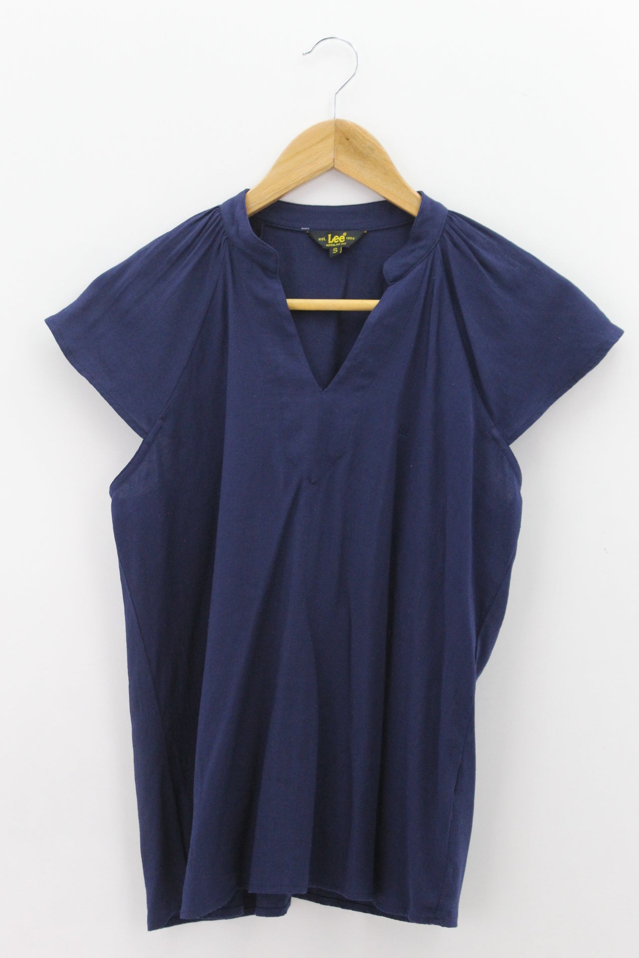 TOP Femenino CASUAL Lee