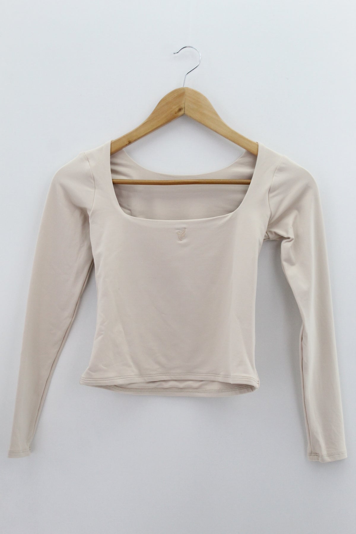 TOP Femenino BASICO CON MANGA Sin Marca