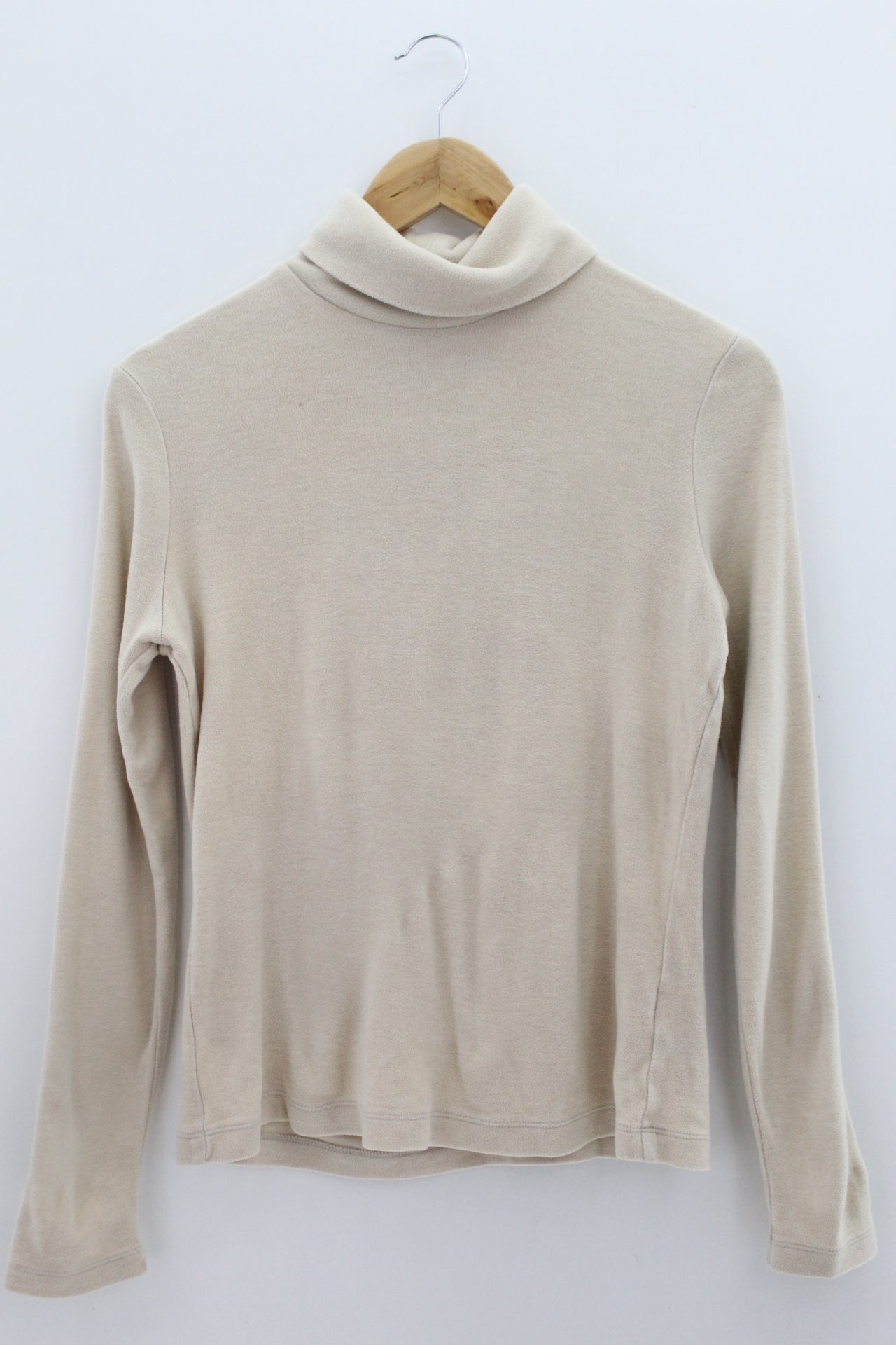 TOP Femenino BASICO CON MANGA Uniqlo