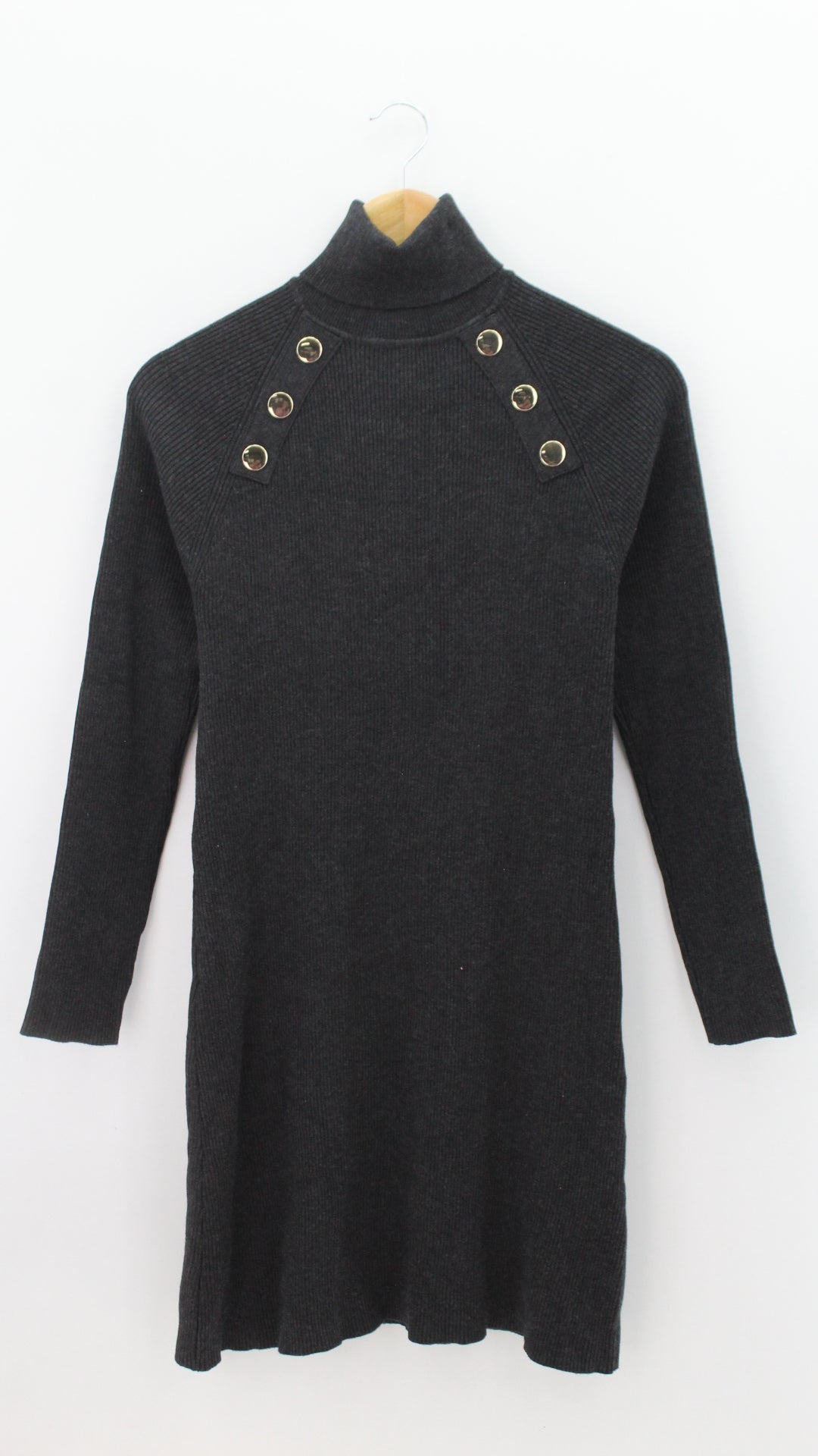 VESTIDO Femenino CASUAL/DEPORTIVO Zara