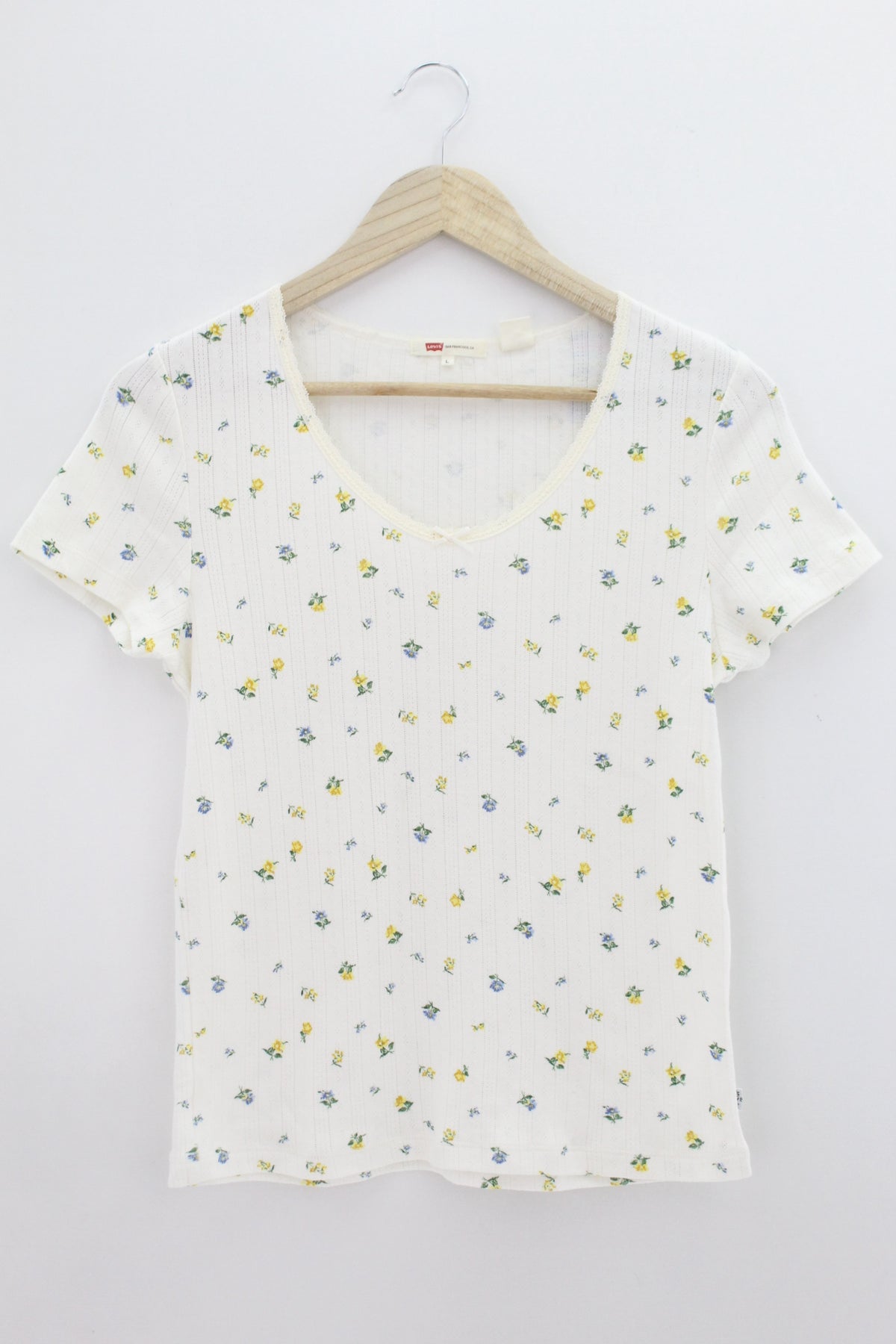TOP Femenino CASUAL Levis