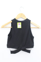 TOP Femenino BASICO SIN MANGA Bershka