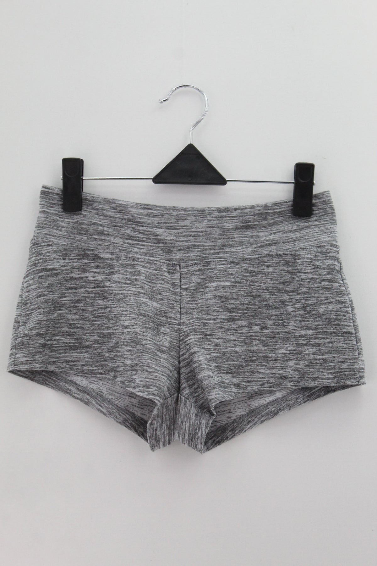 SHORT DEPORTIVO Femenino No Boundaries