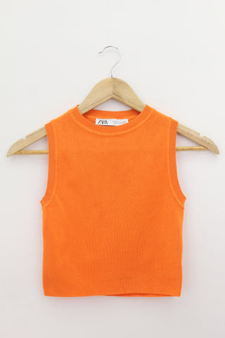 TOP Femenino BASICO SIN MANGA Zara