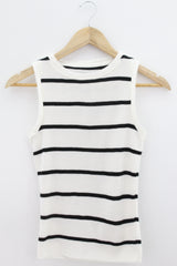 TOP Femenino BASICO SIN MANGA RM