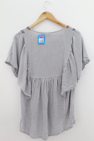 TOP Femenino BASICO CON MANGA