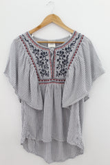 TOP Femenino BASICO CON MANGA