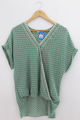 TOP Femenino BASICO CON MANGA