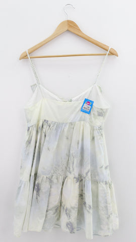 VESTIDO Femenino VERANO/ PLAYA Zara