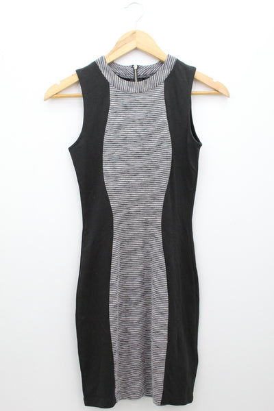 VESTIDO Femenino Divided