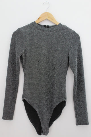 TOP Femenino CASUAL Divided