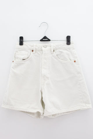 SHORT Femenino Zara