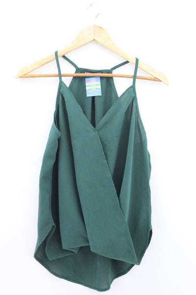 TOP Femenino BASICO SIN MANGA Shein