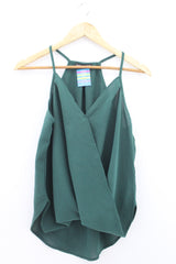TOP Femenino BASICO SIN MANGA Shein