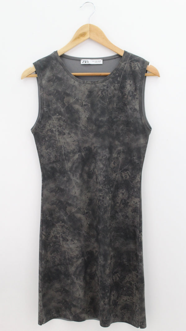 VESTIDO Femenino CASUAL/DEPORTIVO Zara