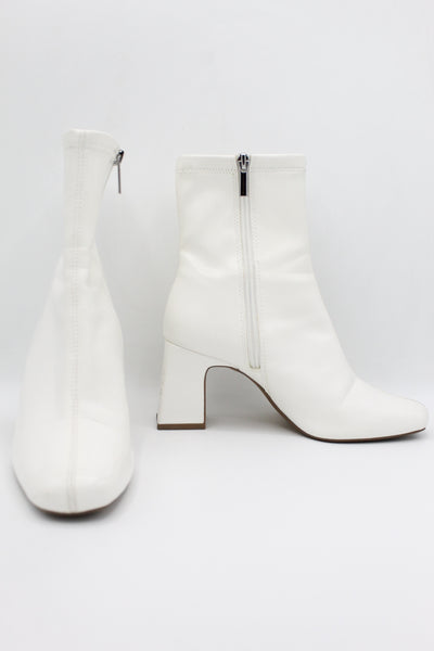 BOTA Femenino Bershka