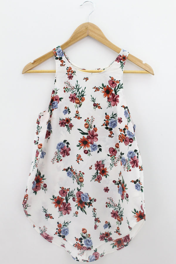 TOP Femenino CASUAL Stradivarius