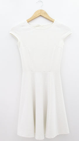 VESTIDO Femenino Bershka