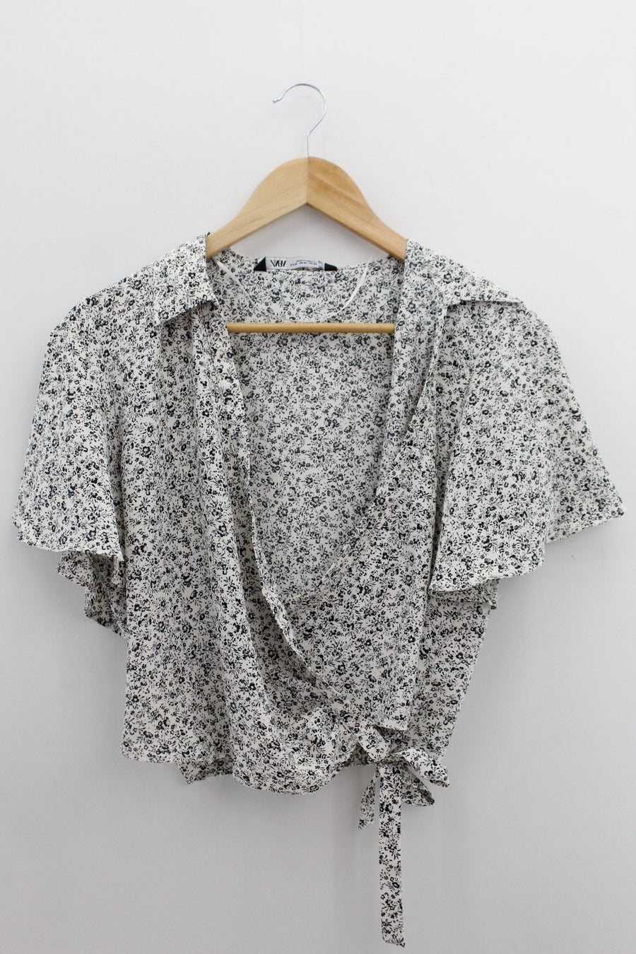 TOP Femenino CASUAL Zara