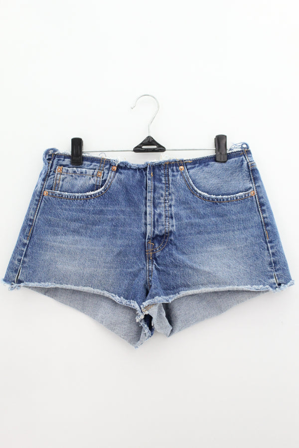 SHORT Femenino Stradivarius