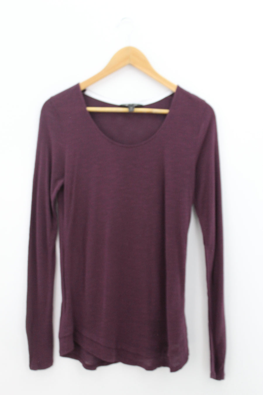 TOP Femenino BASICO CON MANGA Banana Republic