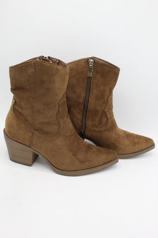 BOTA Femenino Bershka
