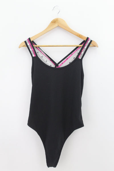 TOP Femenino BASICO SIN MANGA Victoria Secret