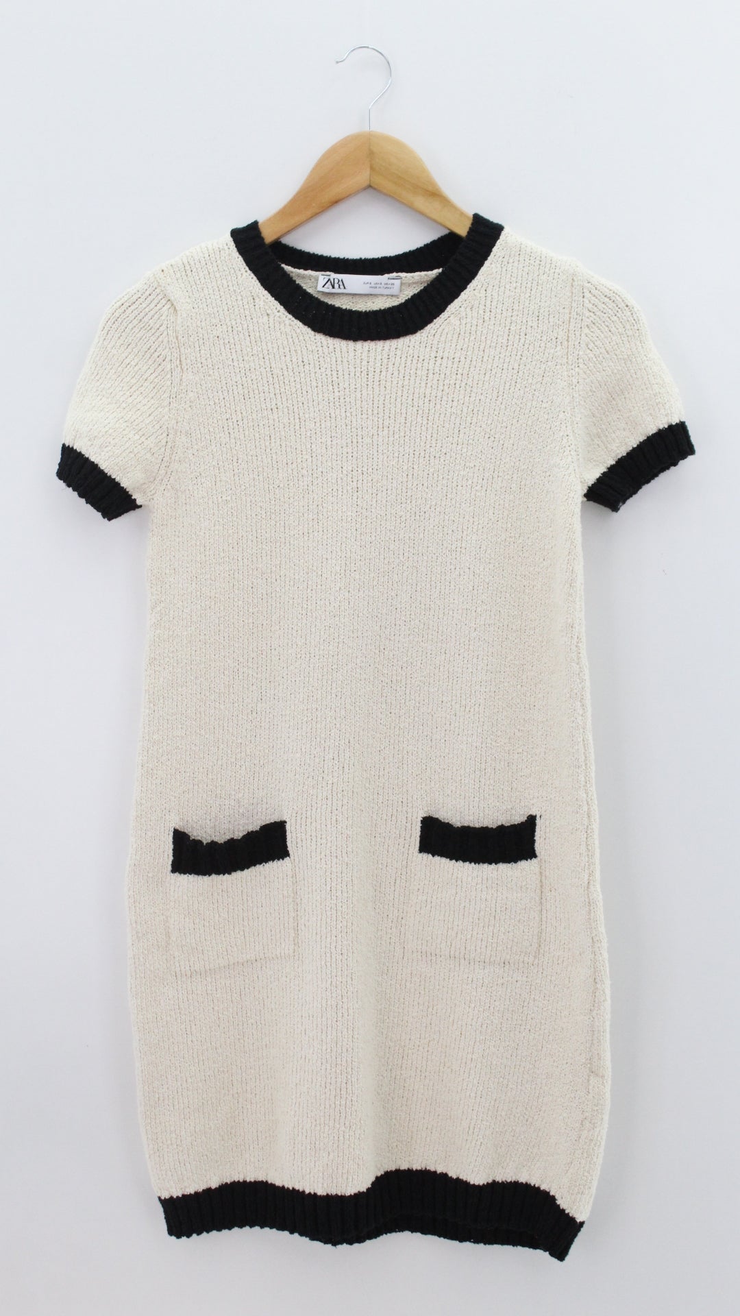 VESTIDO Femenino FORMAL/OFICINA Zara