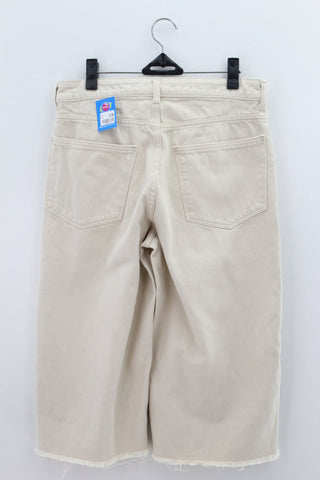 SHORT Femenino Divided