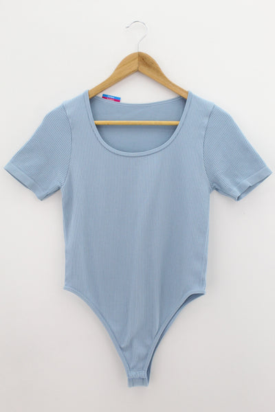 TOP Femenino BASICO CON MANGA