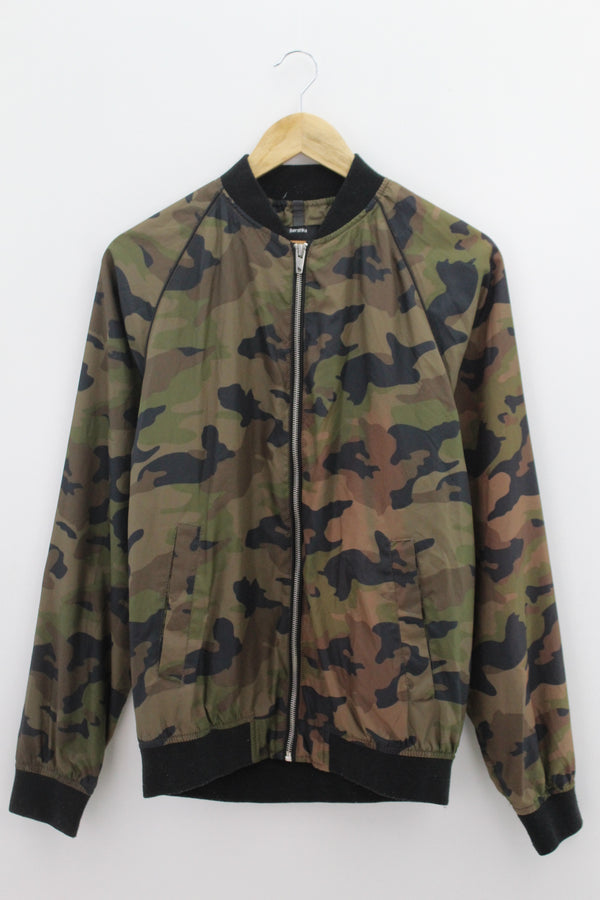 CHOMPA Masculino Bershka
