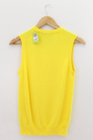 TOP Femenino BASICO SIN MANGA Zara