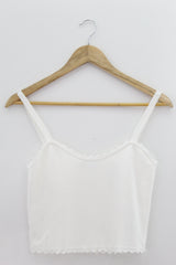 TOP Femenino BASICO SIN MANGA Zara