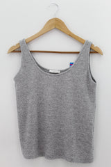 TOP Femenino BASICO SIN MANGA Zara