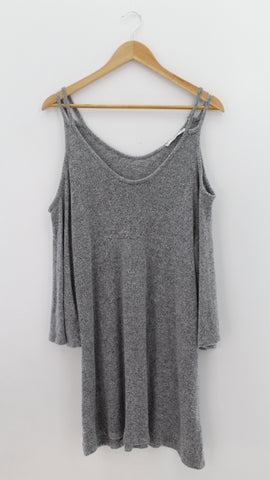VESTIDO Femenino FORMAL/OFICINA Pull & Bear