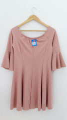 VESTIDO Femenino FORMAL/OFICINA Stradivarius