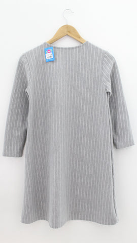 VESTIDO Femenino FORMAL/OFICINA Stradivarius