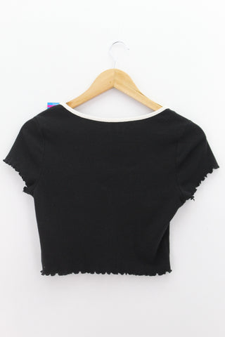 TOP Femenino BASICO CON MANGA Divided