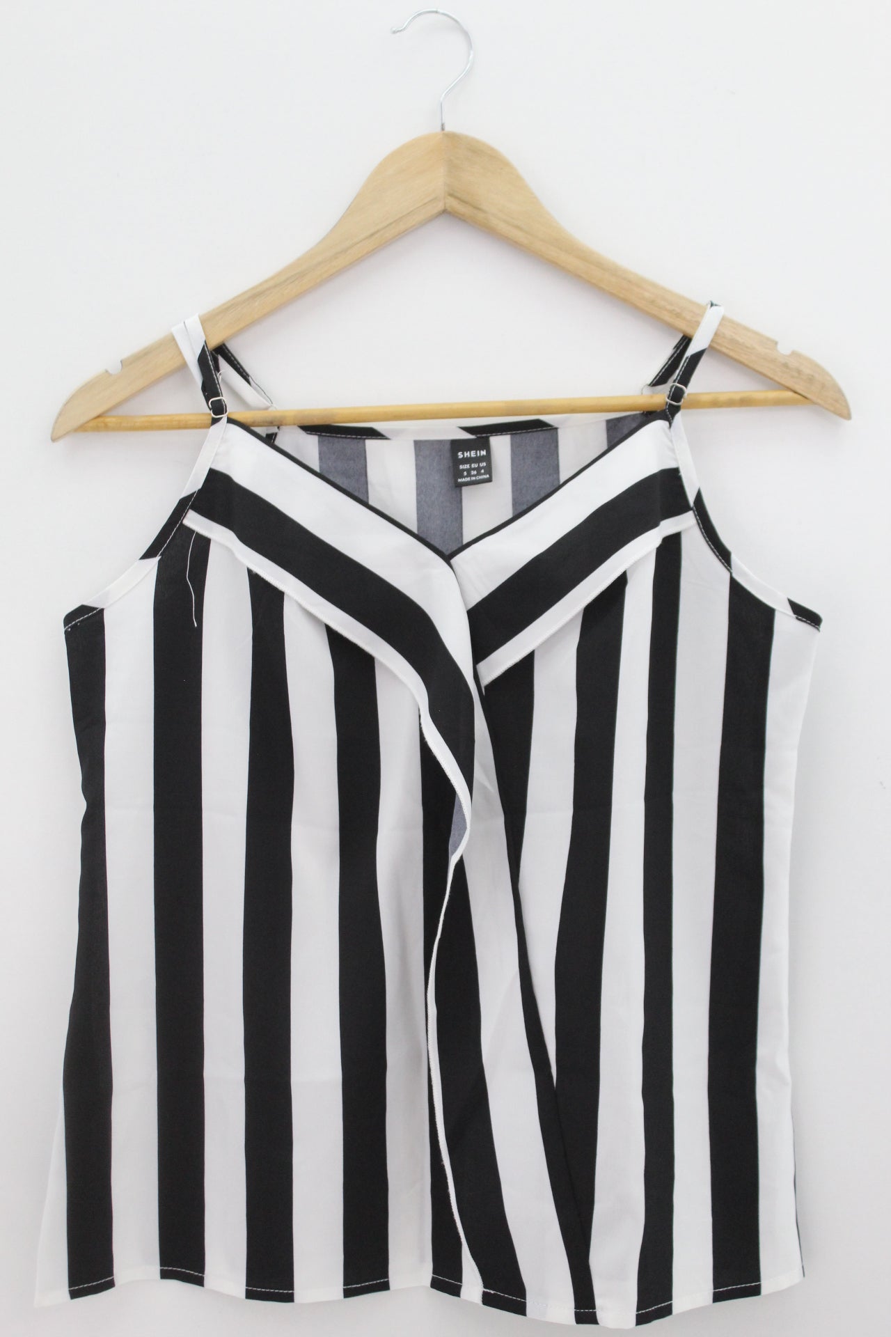 TOP Femenino CASUAL Shein