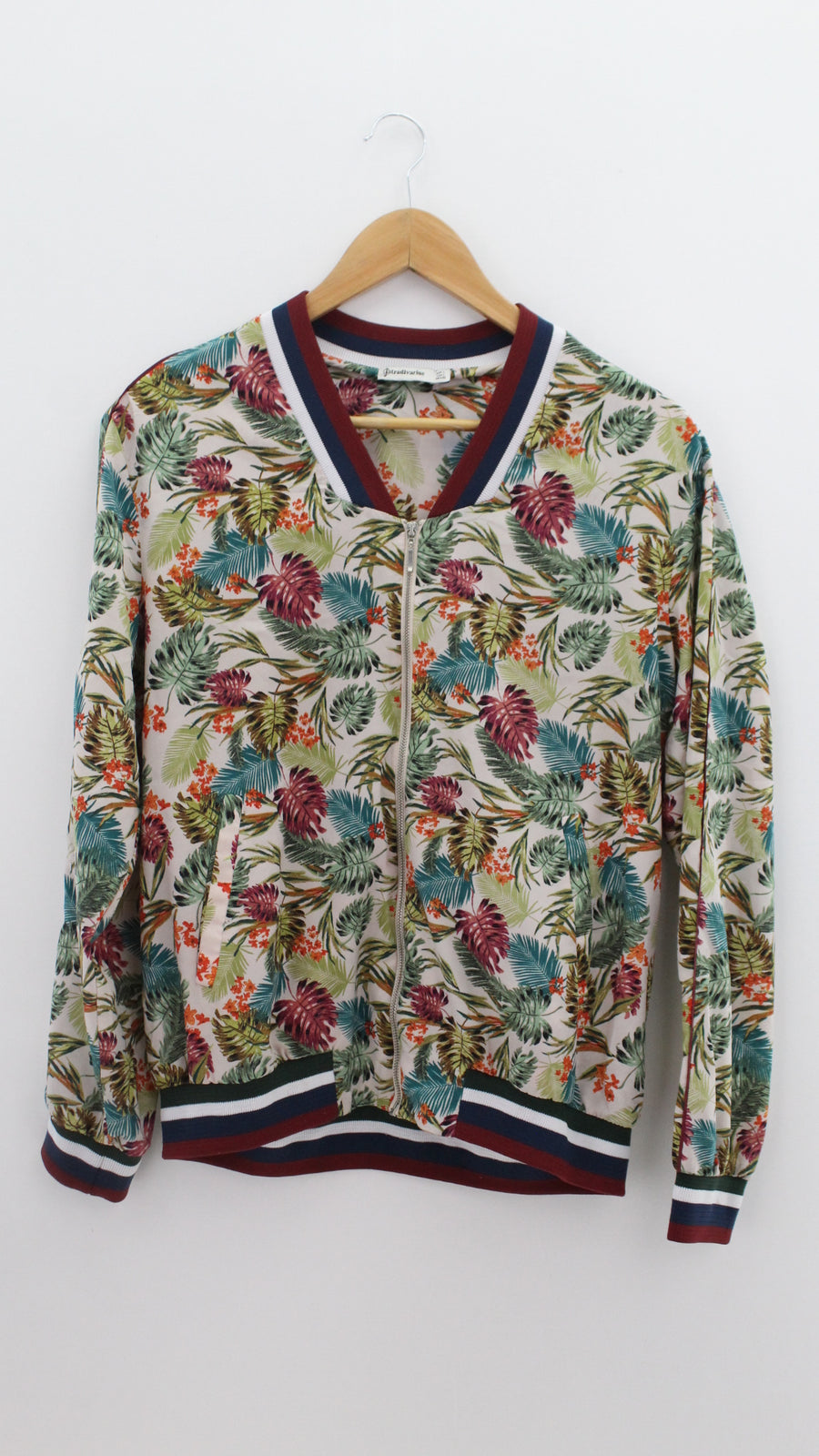 CHAQUETA Femenino Stradivarius