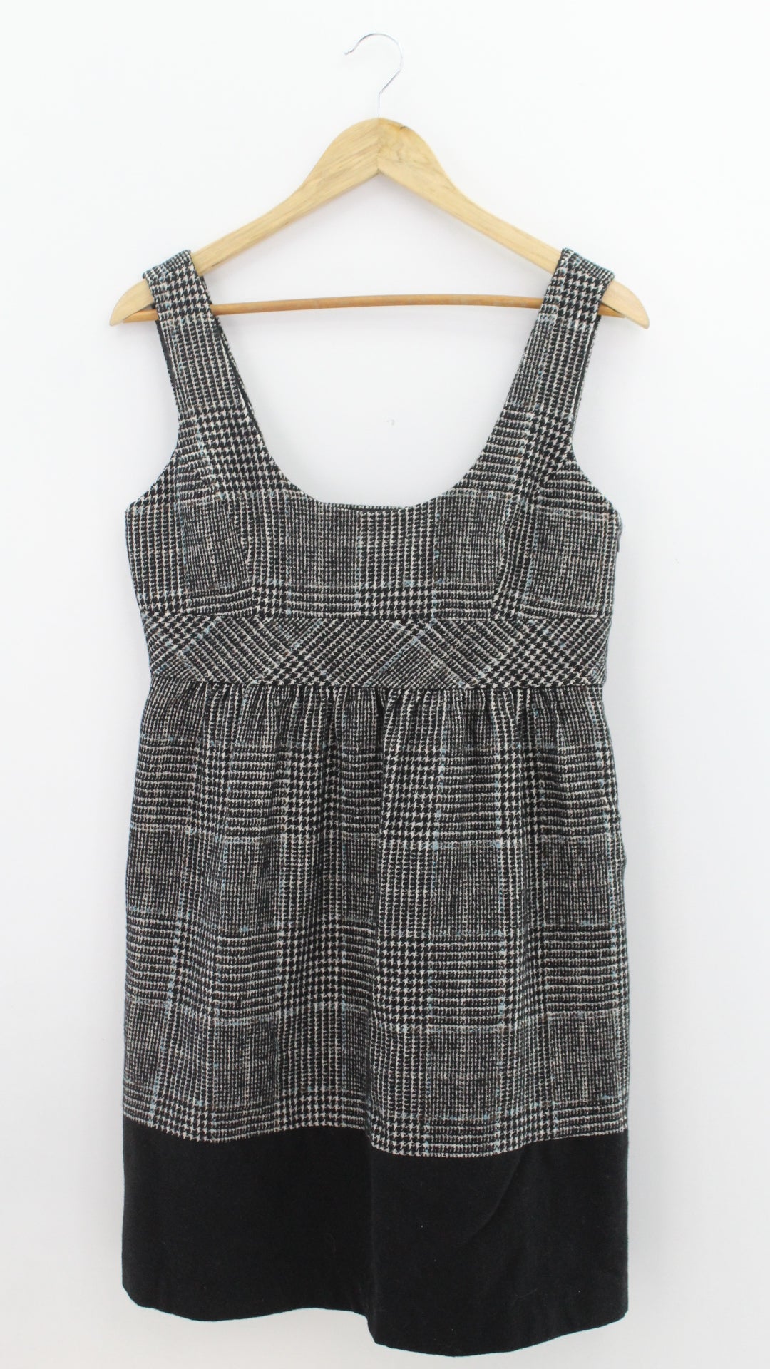 VESTIDO Femenino CASUAL/DEPORTIVO Zara