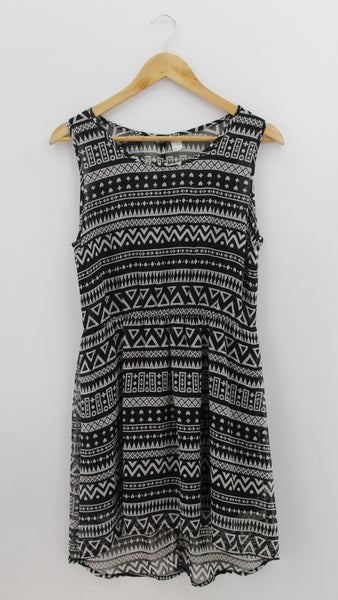 VESTIDO Femenino CASUAL/DEPORTIVO H&M